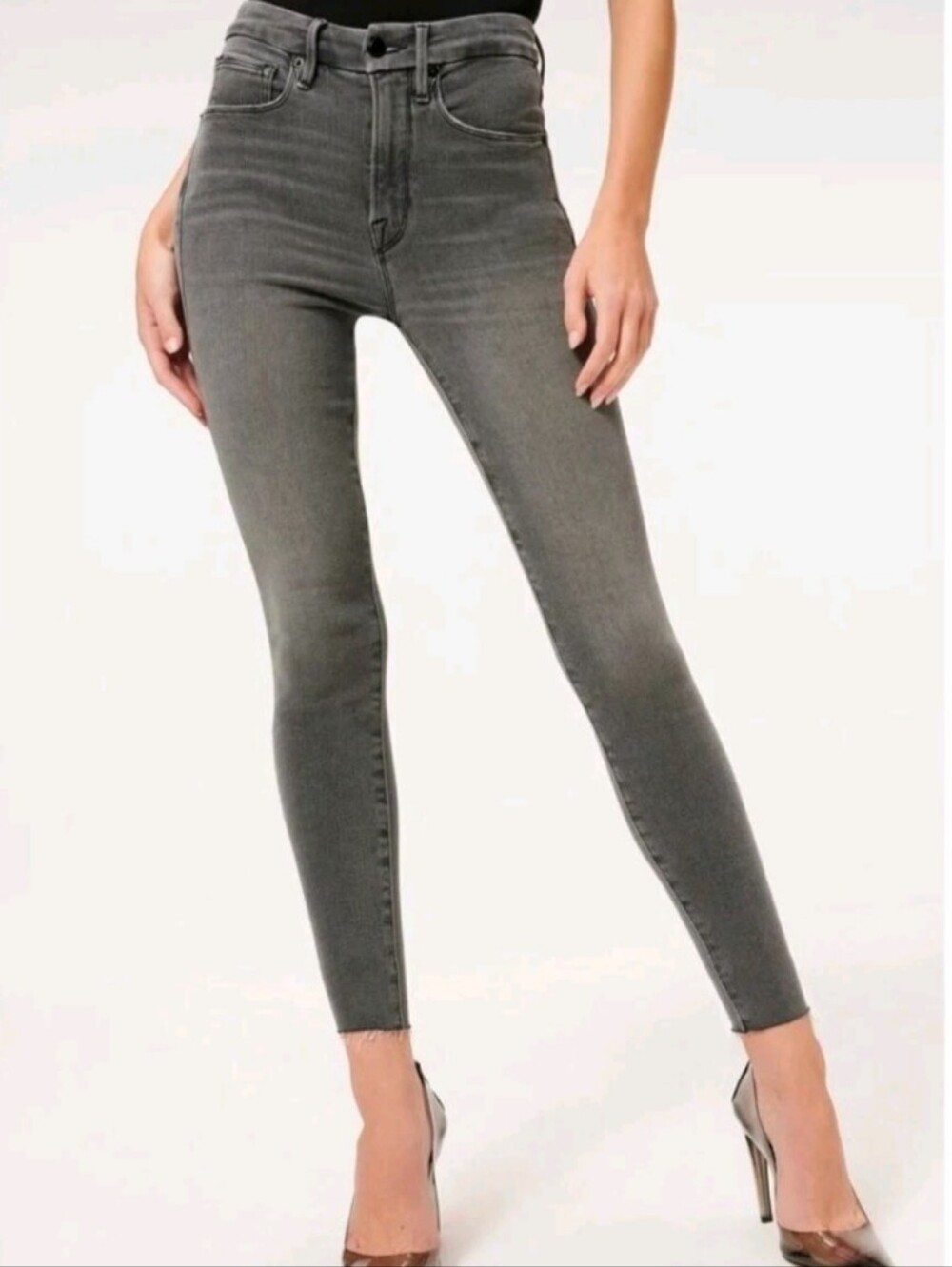 Good American Good Waist Crop Gray Wash Raw Hem Jeans - Sz 8 - 29